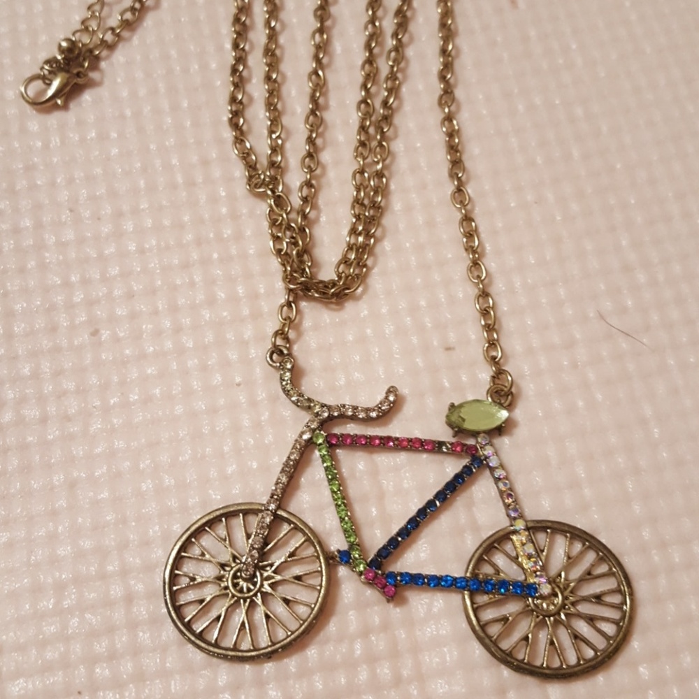 🍭 3 FOR $10 🍭 long bike necklace